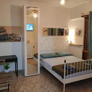  Habitación en casa particular Trastevere Station